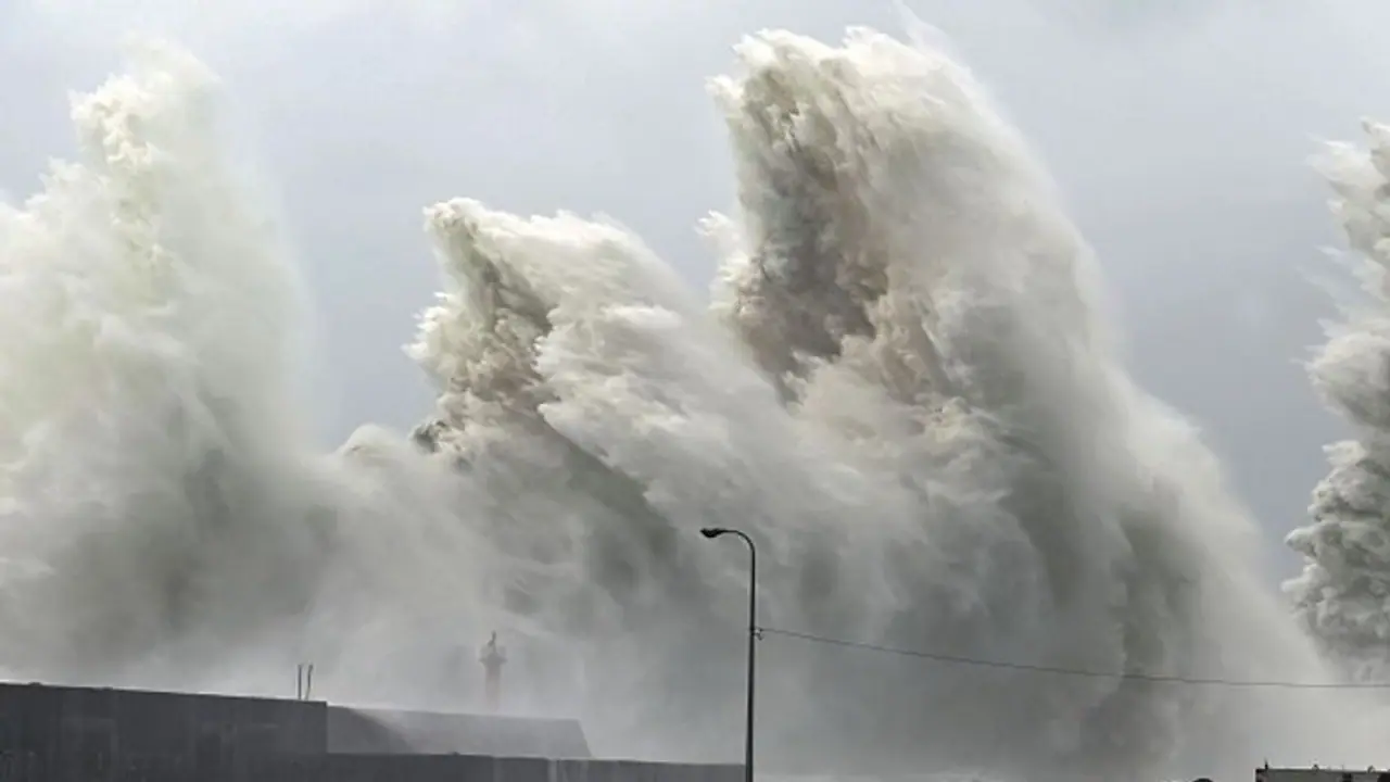 Cyclone Sitrang: Low pressure area over sea intensifies into depression; storm to be formed by October 24
