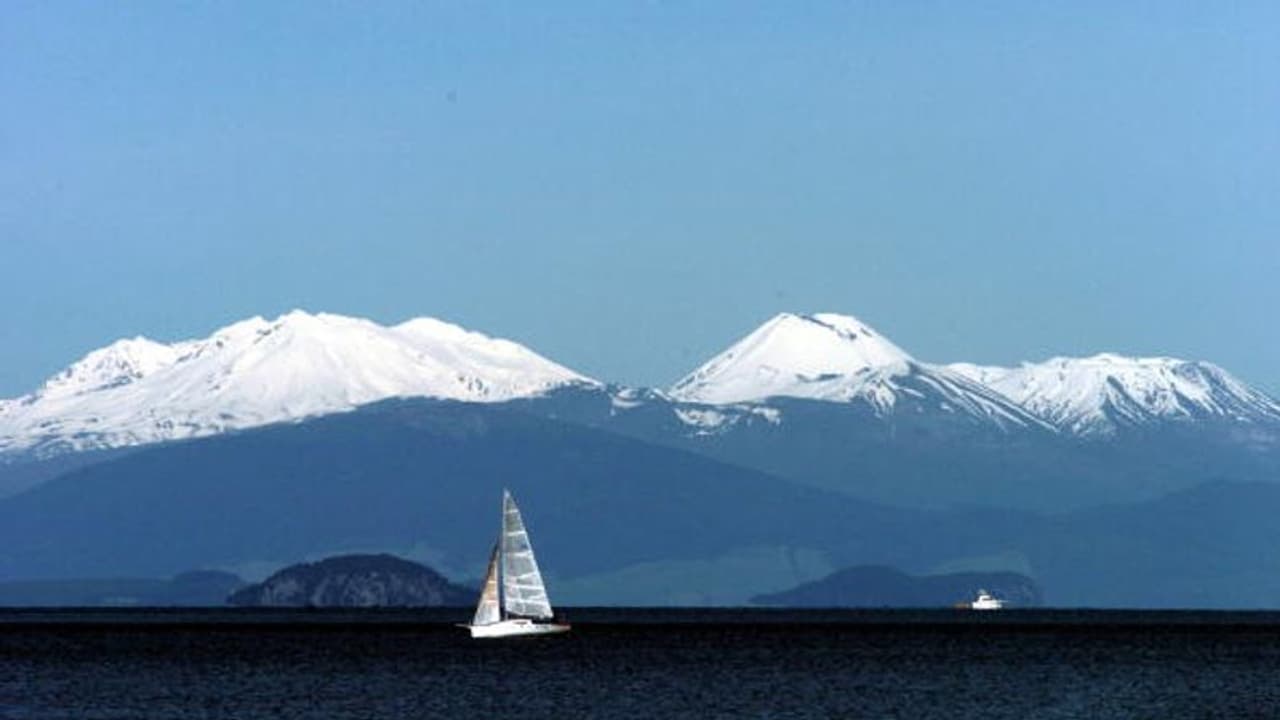 700 ചെറു ഭൂകമ്പങ്ങള്; ന്യൂസിലാൻഡ് ടൗപോ തടാകത്തില് അഗ്നിപർവ്വത മുന്നറിയിപ്പ് 700 ചെറു ഭൂകമ്പങ്ങള്; ന്യൂസിലാൻഡ് ടൗപോ തടാകത്തില് അഗ്നിപർവ്വത മുന്നറിയിപ്പ്