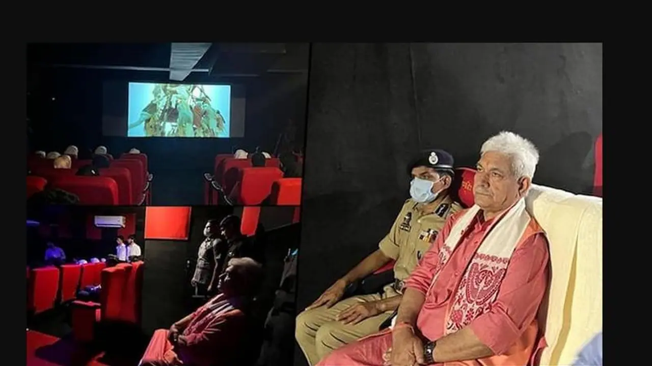 ভূস্বর্গে প্রথম মাল্টিপ্লেক্স, 'লাল সিং চাড্ডা' স্ক্রিনিং দিয়ে শুরু হল পথচলা ভূস্বর্গে প্রথম মাল্টিপ্লেক্স, 'লাল সিং চাড্ডা' স্ক্রিনিং দিয়ে শুরু হল পথচলা