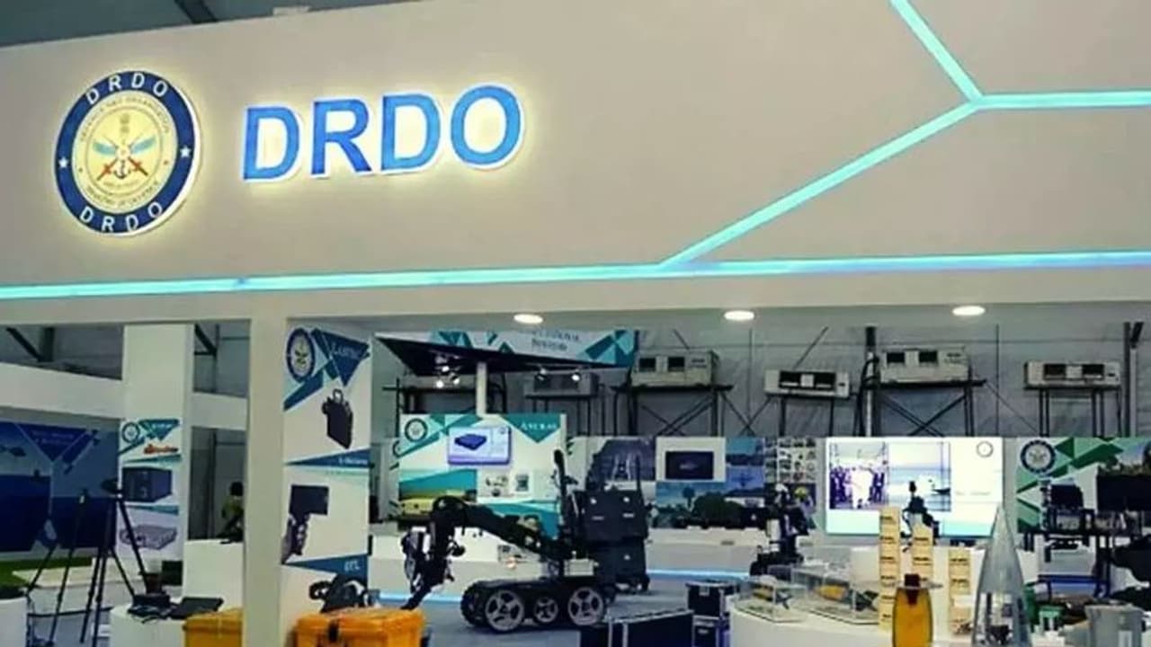 பாதுகாப்பு ஆராய்ச்சி மற்றும் மேம்பாட்டு நிறுவனத்தில் காலிப்பணியிடங்கள்... விண்ணப்பிப்பது எப்படி? பாதுகாப்பு ஆராய்ச்சி மற்றும் மேம்பாட்டு நிறுவனத்தில் காலிப்பணியிடங்கள்... விண்ணப்பிப்பது எப்படி?