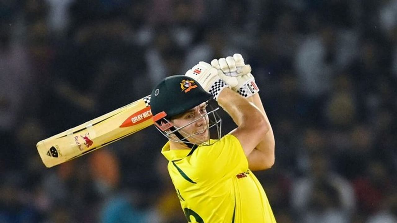कौन हैं ऑस्ट्रेलिया के पुछल्ले बल्लेबाज कैमरन ग्रीन? पहली बार मिला ओपनिंग का मौका तो लगा पंड्या का भूत चढ़ गया कौन हैं ऑस्ट्रेलिया के पुछल्ले बल्लेबाज कैमरन ग्रीन? पहली बार मिला ओपनिंग का मौका तो लगा पंड्या का भूत चढ़ गया