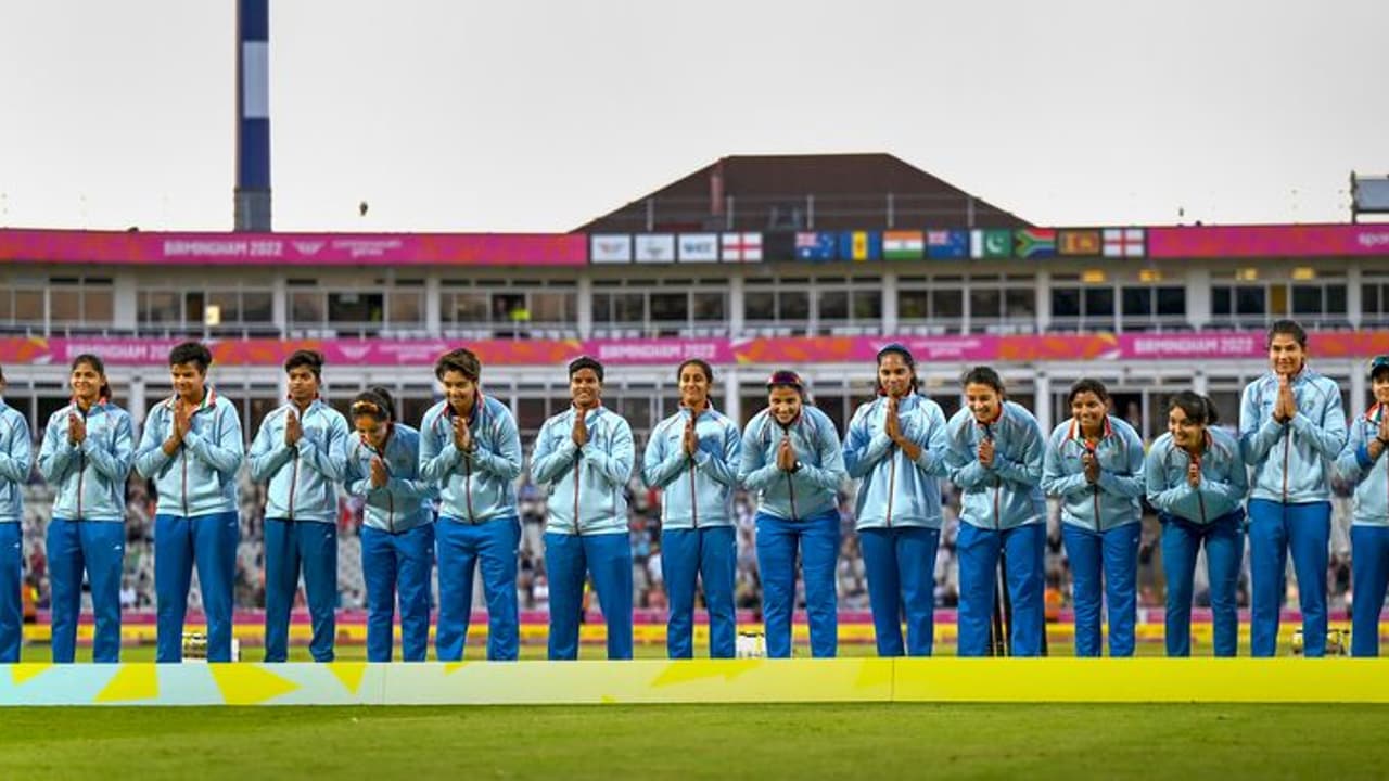 BCCI introduces equal pay: Shah Rukh Khan, Taapsee Pannu laud historic decision BCCI introduces equal pay: Shah Rukh Khan, Taapsee Pannu laud historic decision