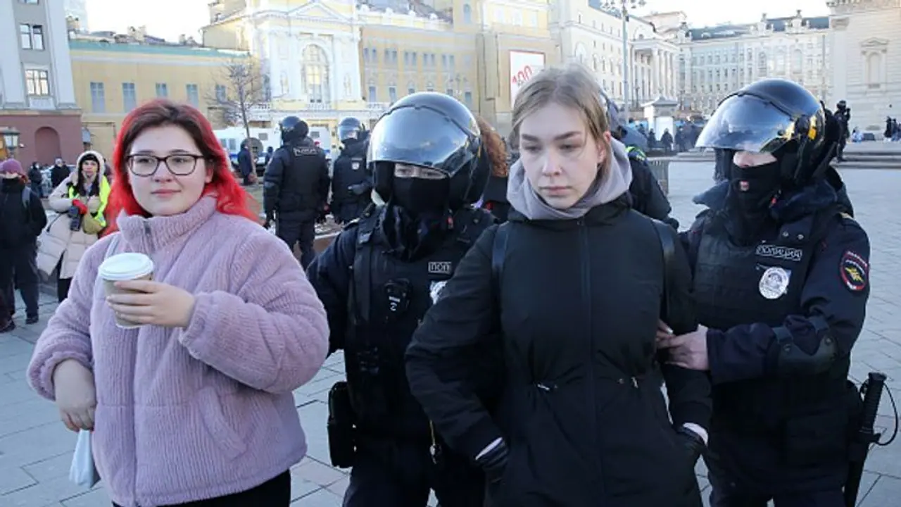 Last Minute attendees Kazinskaya and friend share Horror experience amidst Moscow concert shooting tragedy