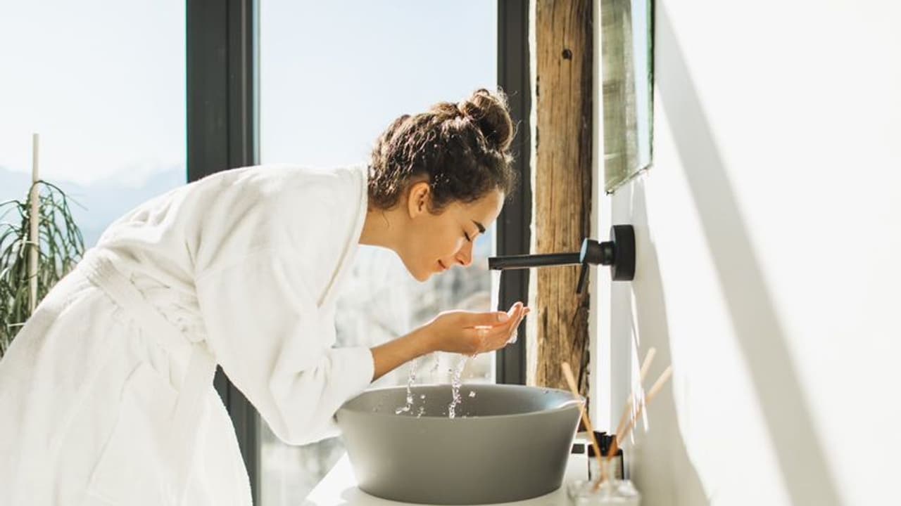 Want an instant glow for this festive season? Here are some face cleansers you can use Want an instant glow for this festive season? Here are some face cleansers you can use