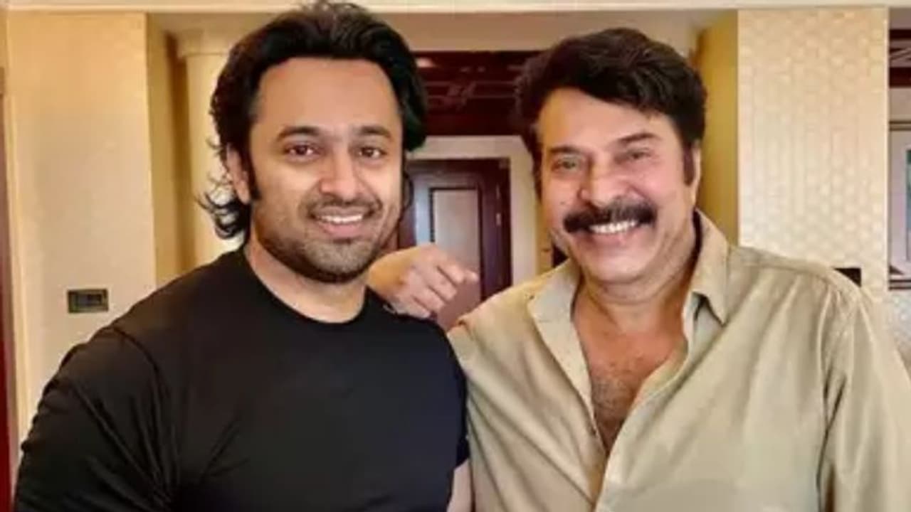 'യമഹ'; ഉണ്ണി മുകുന്ദന്റെ പുതിയ ചിത്രം പ്രഖ്യാപിച്ച് മമ്മൂട്ടി 'യമഹ'; ഉണ്ണി മുകുന്ദന്റെ പുതിയ ചിത്രം പ്രഖ്യാപിച്ച് മമ്മൂട്ടി