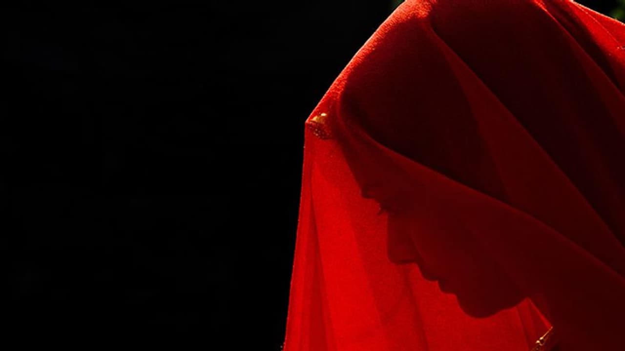 महिलाओं को गलती से भी नहीं करना चाहिए ये 6 काम, लेकिन आज कल ये आम बात है महिलाओं को गलती से भी नहीं करना चाहिए ये 6 काम, लेकिन आज कल ये आम बात है