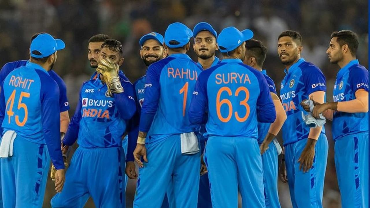 इंडिया V/S ऑस्ट्रेलिया 2nd T20: कैसे रूकेगा कंगारूओं का विजय रथ? क्या ट्रैक पर लौटेगी इंडियन बॉलिंग फील्डिंग इंडिया V/S ऑस्ट्रेलिया 2nd T20: कैसे रूकेगा कंगारूओं का विजय रथ? क्या ट्रैक पर लौटेगी इंडियन बॉलिंग फील्डिंग