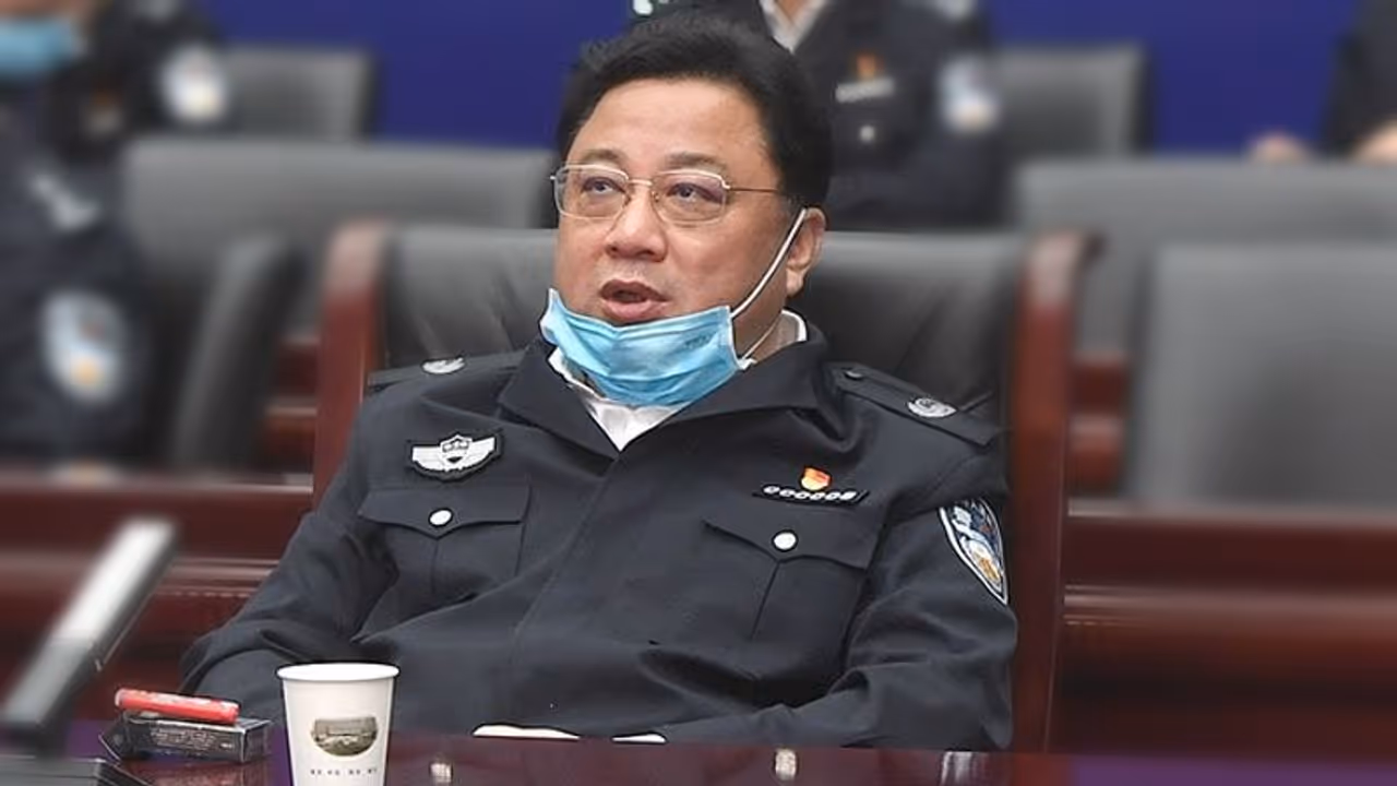Sun Lijun, China's former vice minister of police sentenced to life for accepting bribes