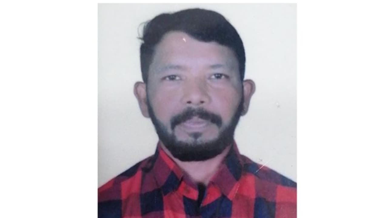 ഹൃദയാഘാതത്തെ തുടര്‍ന്ന് മരിച്ച പ്രവാസിയുടെ മൃതദേഹം നാട്ടിലേക്ക് കൊണ്ടുപോയി