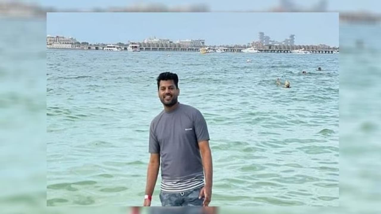 মোবাইল গেমিং প্রতারণা চক্রের মূল অভিযুক্ত আমির খান গ্রেপ্তার, গাজিয়াবাদে পুলিশের জালে ধরা পড়লেন তিনি মোবাইল গেমিং প্রতারণা চক্রের মূল অভিযুক্ত আমির খান গ্রেপ্তার, গাজিয়াবাদে পুলিশের জালে ধরা পড়লেন তিনি