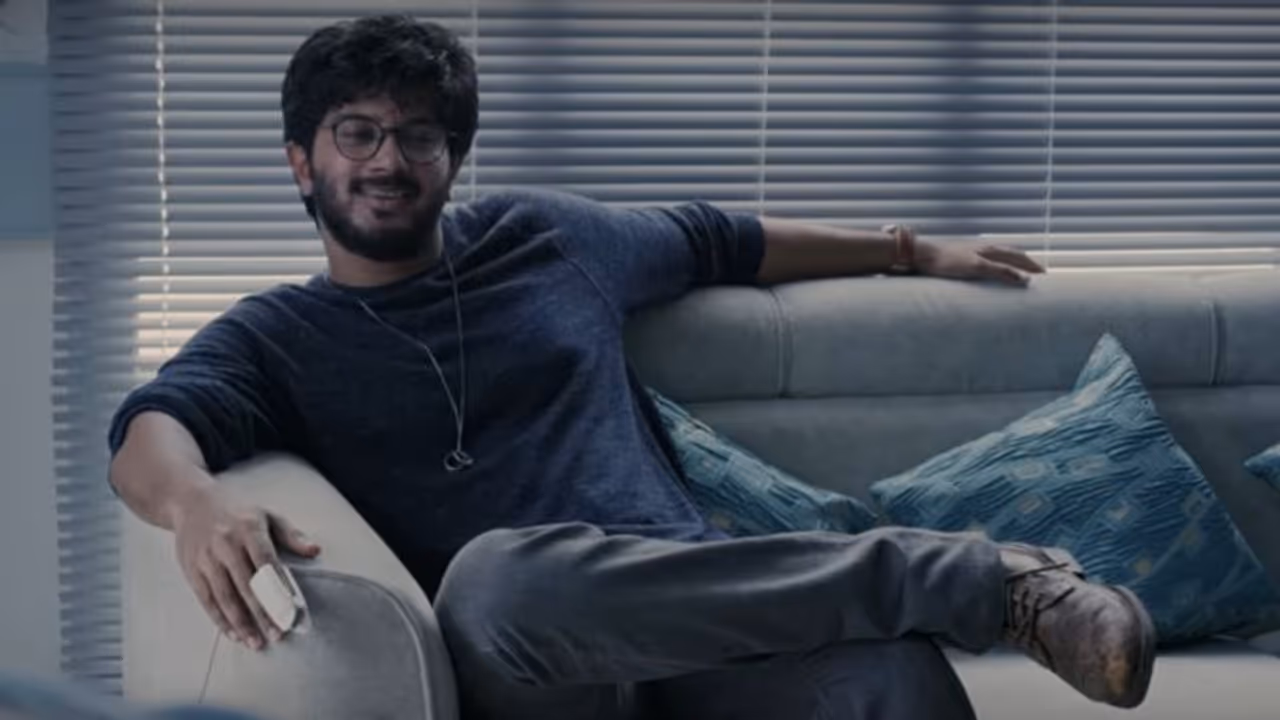 'സോഷ്യൽ മീഡിയയിലെ ഓരോ വാക്കും എന്റേത്'; ആരാധകരുടെ കമന്റിന് മറുപടിയുമായി ദുൽഖർ