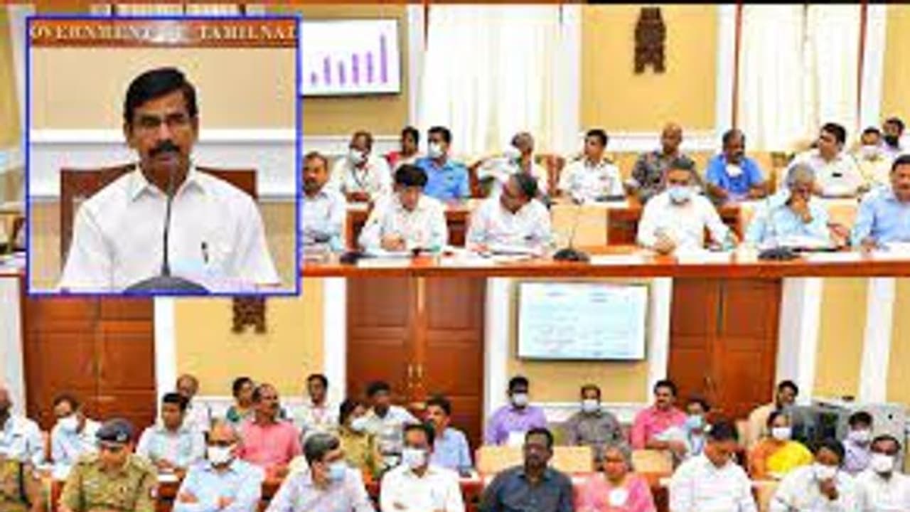 பெட்ரோல் குண்டு வீச்சு.. சட்டம் ஒழுங்கு நிலவரம் குறித்து தலைமை செயலாளர் அவசர ஆலோசனை.. பெட்ரோல் குண்டு வீச்சு.. சட்டம் ஒழுங்கு நிலவரம் குறித்து தலைமை செயலாளர் அவசர ஆலோசனை..