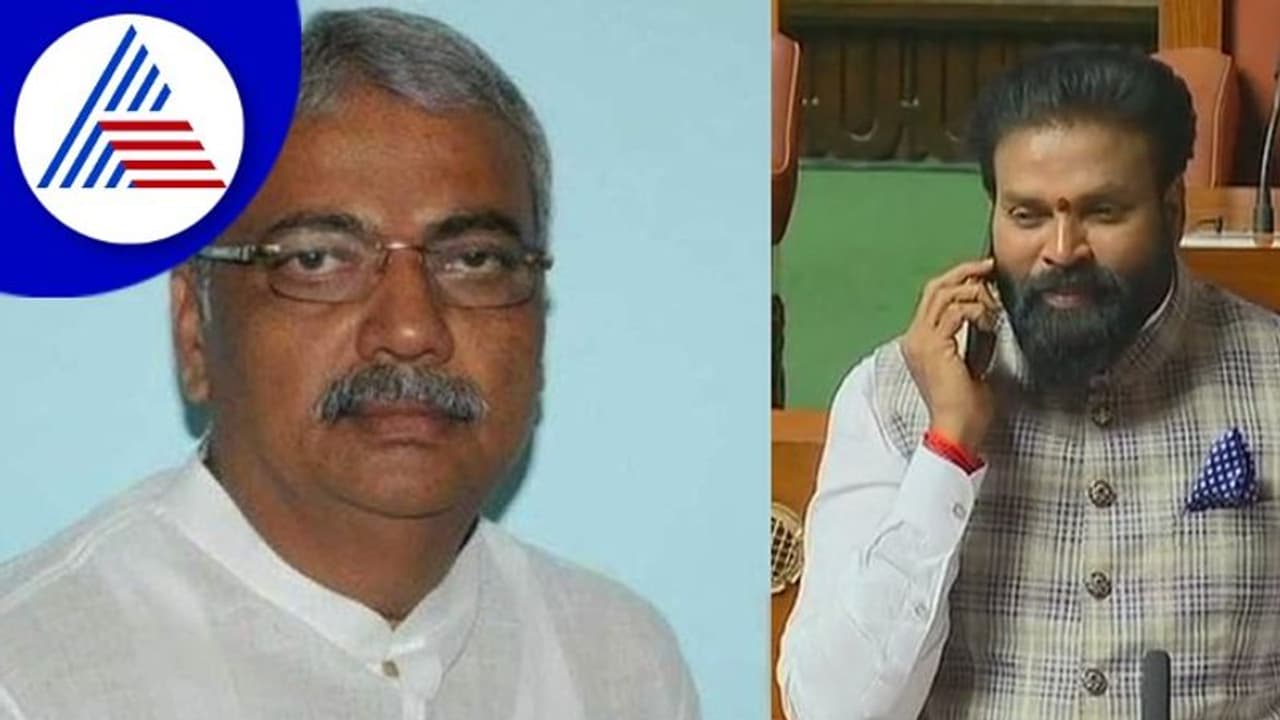 ವಿಜಯಪುರ ಜಿಲ್ಲೆ ಸರ್ಕಾರಿ ಬಸ್‌ಗಳ ಅಸಲಿ ಬಣ್ಣ ಬಯಲು ಮಾಡಿದ ಇಂಡಿ ಶಾಸಕ..! 