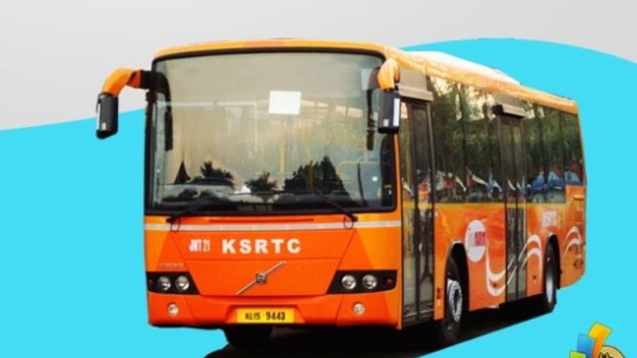 അതിവേഗം കൊച്ചിയിലെത്താം; ജനശതാബ്ദി മോഡല് എ.സി ബസ് സര്വ്വീസുമായി കെഎസ്ആര്ടിസി അതിവേഗം കൊച്ചിയിലെത്താം; ജനശതാബ്ദി മോഡല് എ.സി ബസ് സര്വ്വീസുമായി കെഎസ്ആര്ടിസി