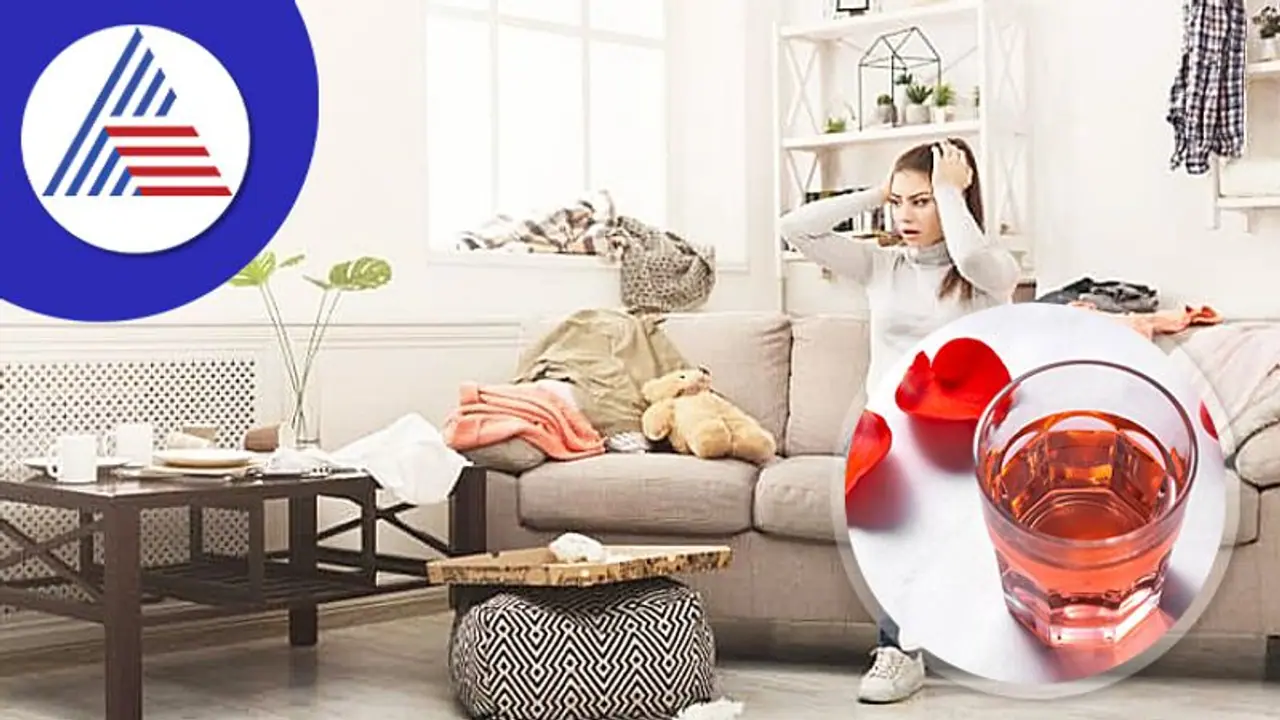 Astrology Tips : ಮನೆಯಲ್ಲಿ ನಕಾರಾತ್ಮಕ ಶಕ್ತಿ ಇದ್ರೆ ಕಾಣಿಸುತ್ತೆ ಈ ಚಿಹ್ನೆ Astrology Tips : ಮನೆಯಲ್ಲಿ ನಕಾರಾತ್ಮಕ ಶಕ್ತಿ ಇದ್ರೆ ಕಾಣಿಸುತ್ತೆ ಈ ಚಿಹ್ನೆ