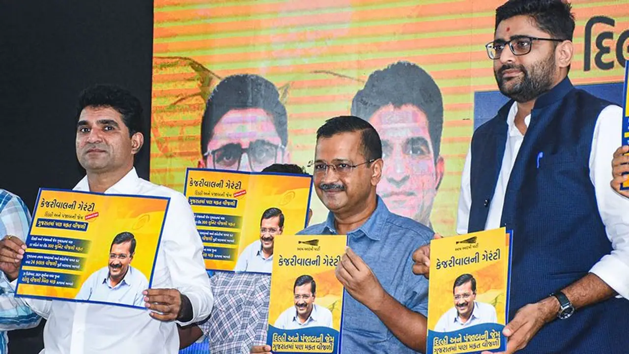 Gujarat Election 2022: Political observers shed light on how Kejriwal turned narrative into AAP versus BJP Gujarat Election 2022: Political observers shed light on how Kejriwal turned narrative into AAP versus BJP