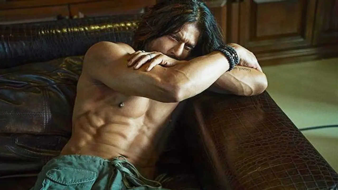 পাঠান ছবির প্রথম লুক প্রকাশ করলেন বলিউড বাদশা শাহরুখ খান, দেখুন সেই ছবি পাঠান ছবির প্রথম লুক প্রকাশ করলেন বলিউড বাদশা শাহরুখ খান, দেখুন সেই ছবি