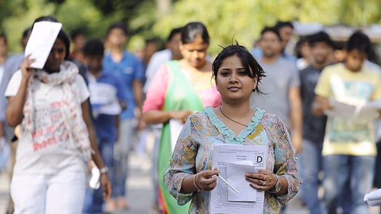 SSC Delhi Police HC Answer Key 2022 released; know steps to download