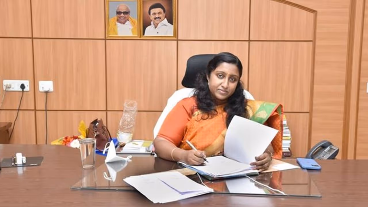 நாமக்கல்லில் செப்.28 அன்று வெறிநாய்க்கடி தடுப்பூசி முகாம்... ஆட்சியர் ஸ்ரேயா சிங் அறிவிப்பு!! நாமக்கல்லில் செப்.28 அன்று வெறிநாய்க்கடி தடுப்பூசி முகாம்... ஆட்சியர் ஸ்ரேயா சிங் அறிவிப்பு!!