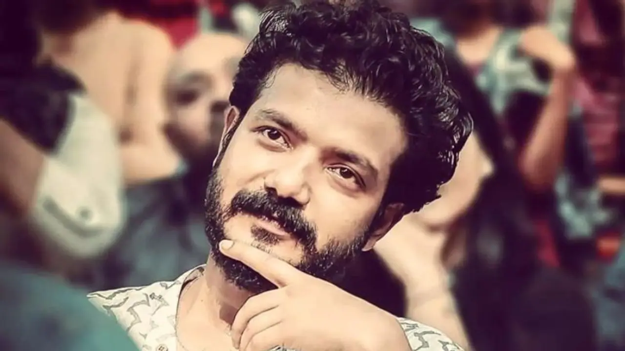 ഈ പറയുന്നവരുടെ അടുക്കളയില്‍ അല്ലല്ലോ മലയാള സിനിമയുണ്ടാക്കുന്നതെന്ന് ശ്രീനാഥ് ഭാസി