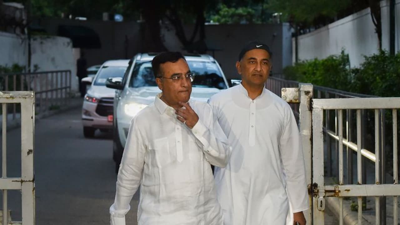 Rajasthan Politics Live: कांग्रेस अध्यक्ष चुनाव तक सबको राहत, बैकफुट पर बागी, कुछ दिनों गहलोत की कुर्सी सेफ