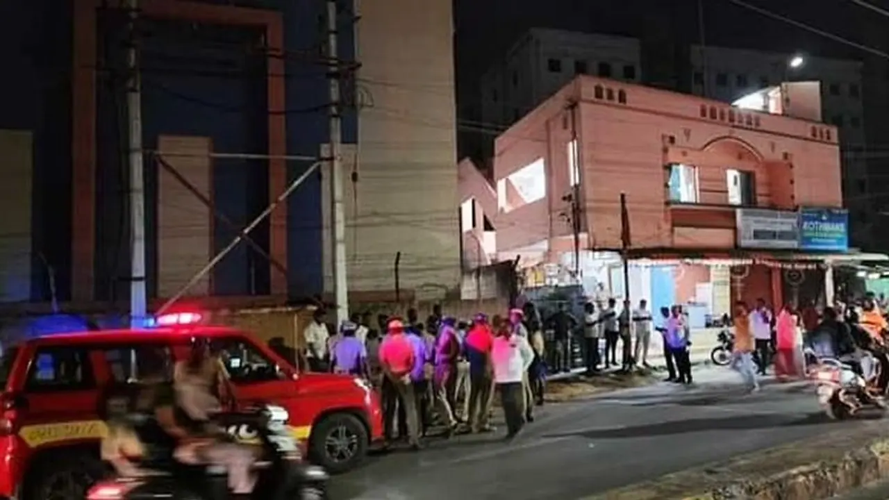 கோவை பாஜக அலுவலகத்தில் பெட்ரோல் குண்டு வீச்சு விவகாரம்.. மேலும் ஒருவர் கைது!!