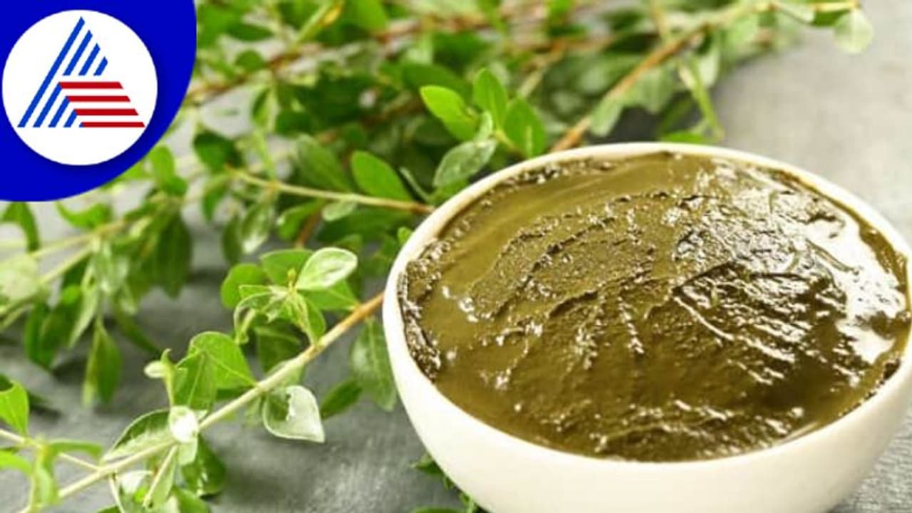 ಕೆಮಿಕಲ್ ಹೇರ್ ಕಲರಿಂಗ್ ಬಿಟ್ಬಿಡಿ, ಕೂದಲಿಗೆ ಗೋರಂಟಿ ಬಳಸಿ ನೋಡಿ ಕೆಮಿಕಲ್ ಹೇರ್ ಕಲರಿಂಗ್ ಬಿಟ್ಬಿಡಿ, ಕೂದಲಿಗೆ ಗೋರಂಟಿ ಬಳಸಿ ನೋಡಿ