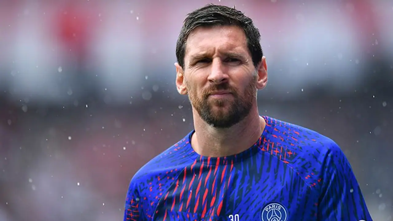 തിരികെയെത്തിക്കാന്‍ ബാഴ്സ, സ്വന്തമാക്കാന്‍ കൊതിച്ച് സിറ്റി, പിടി വിടാതെ പിഎസ്‌ജി; മനസുതുറക്കാതെ മെസി