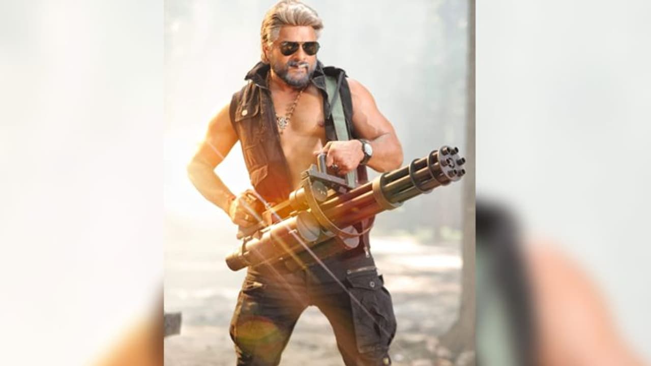 भोजपुरी सुपरस्टार का ऐसा ट्रांसफॉर्मेशन कि पहचान भी नहीं पा रहे लोग, पोस्टर देख बोले बॉलीवुड मुश्किल में है भोजपुरी सुपरस्टार का ऐसा ट्रांसफॉर्मेशन कि पहचान भी नहीं पा रहे लोग, पोस्टर देख बोले बॉलीवुड मुश्किल में है