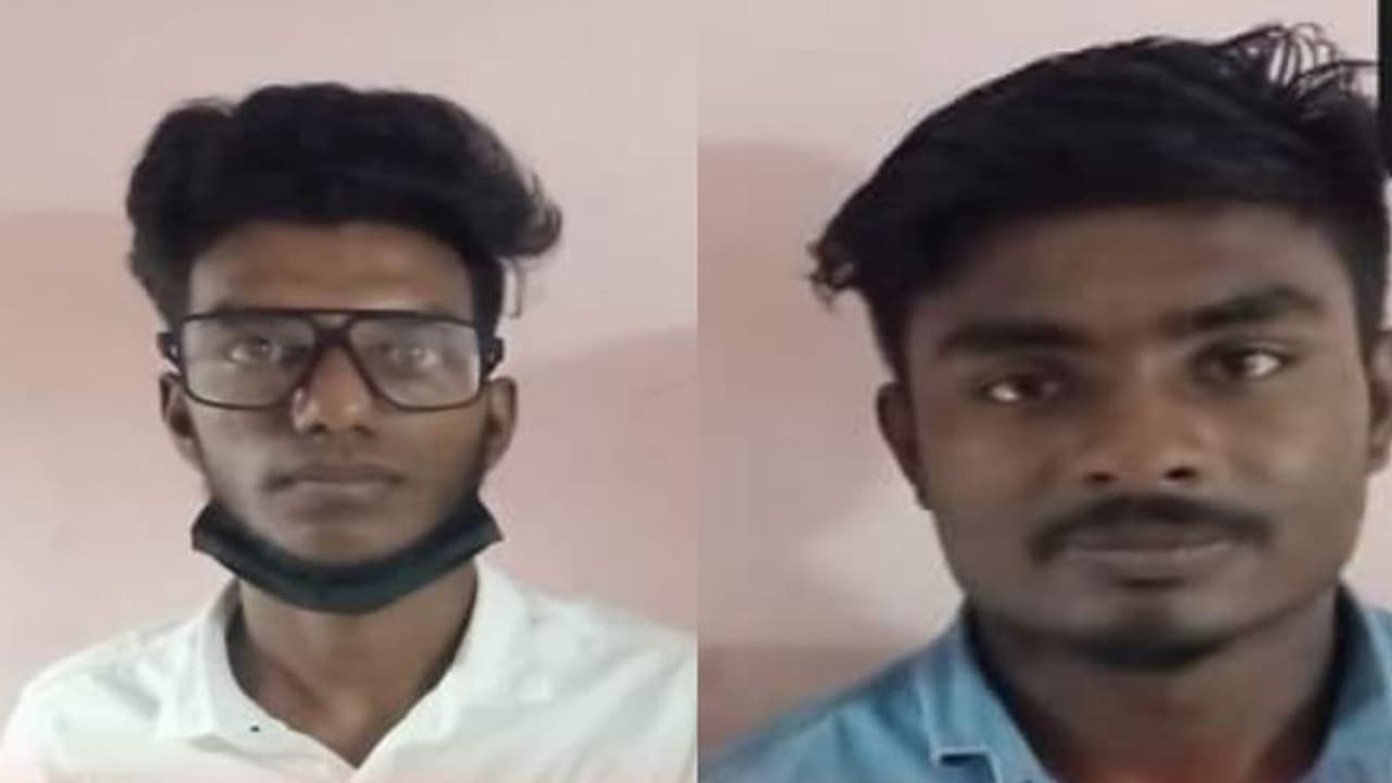 പോപ്പുലര് ഫ്രണ്ട് ഹര്ത്താല്; ആറ്റിങ്ങലില് കെഎസ്ആർടിസി ബസിന് കല്ലെറിഞ്ഞ പ്രതികള് പിടിയില് പോപ്പുലര് ഫ്രണ്ട് ഹര്ത്താല്; ആറ്റിങ്ങലില് കെഎസ്ആർടിസി ബസിന് കല്ലെറിഞ്ഞ പ്രതികള് പിടിയില്