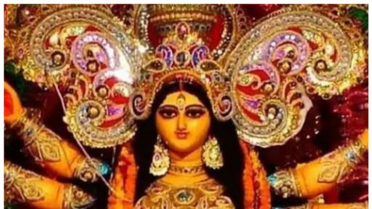 Navratri 2022 : നവരാത്രിപൂജയും വിദ്യാരംഭവും ; അറിഞ്ഞിരിക്കാം ചിലത്... Navratri 2022 : നവരാത്രിപൂജയും വിദ്യാരംഭവും ; അറിഞ്ഞിരിക്കാം ചിലത്...