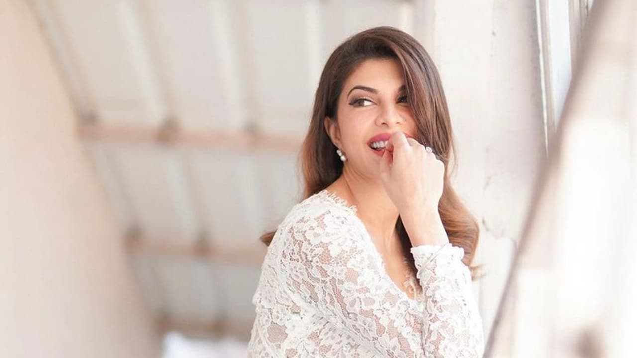 किसी को गिरफ्तार करने में जल्दबाजी किसी की करते ही नहीं...जैकलीन फर्नांडीज को गिरफ्तार न करने पर ईडी को फटकार किसी को गिरफ्तार करने में जल्दबाजी किसी की करते ही नहीं...जैकलीन फर्नांडीज को गिरफ्तार न करने पर ईडी को फटकार