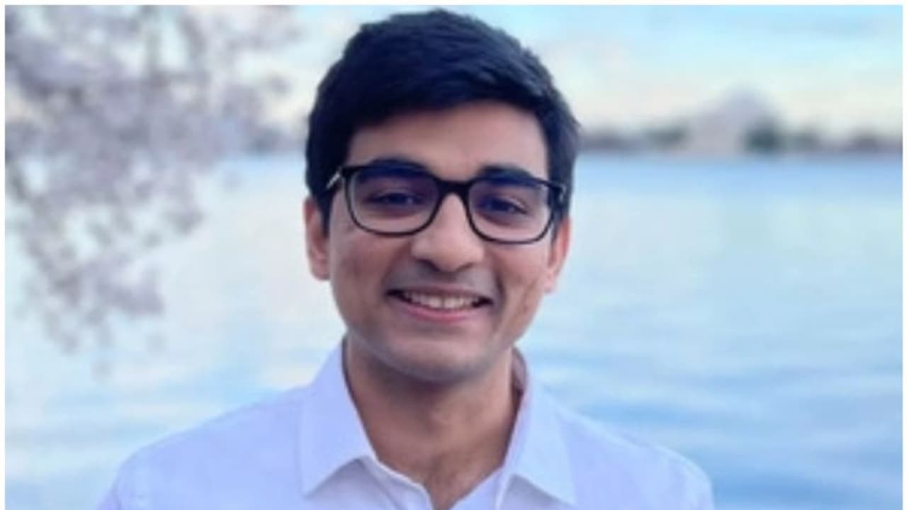 'തോറ്റുപിൻ മാറാൻ തയ്യാറായില്ല, ഒടുവിൽ ആ സ്വപ്ന ജോലി എന്നെ തേടിയെത്തി' : വത്സൽ നഹാത പറയുന്നു 'തോറ്റുപിൻ മാറാൻ തയ്യാറായില്ല, ഒടുവിൽ ആ സ്വപ്ന ജോലി എന്നെ തേടിയെത്തി' : വത്സൽ നഹാത പറയുന്നു