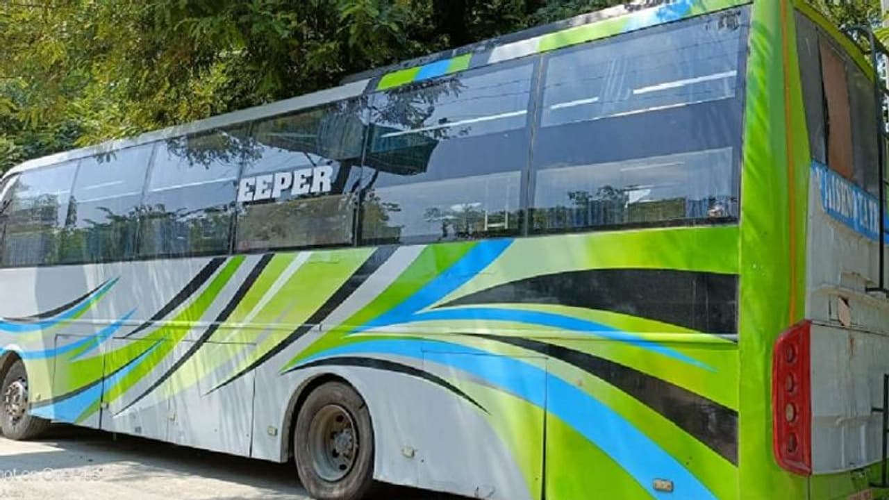 ದೀಪಾವಳಿ ಹಬ್ಬಕ್ಕೆ ಮತ್ತೆ ದುಪ್ಪಟ್ಟು ದರ ವಸೂಲಿಗೆ ಇಳಿದ ಖಾಸಗಿ ಟೂರಿಸ್ಟ್‌ ಬಸ್‌ಗಳು