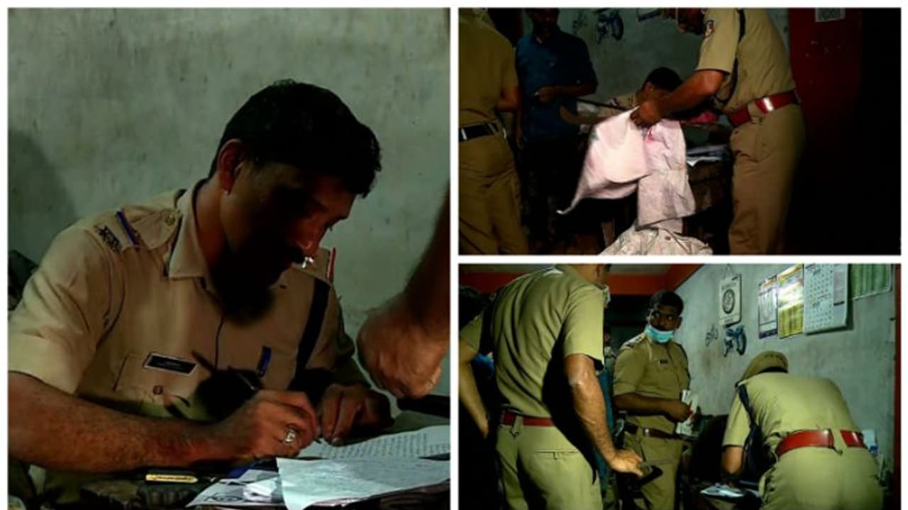 കേരളത്തിൽ വ്യാപക റെയ്ഡ്: സ്വർണം, പണം, മദ്യമടക്കം 33 കോടിയുടെ വസ്തുക്കൾ പിടിച്ചെന്ന് തെരഞ്ഞെടുപ്പ് കമ്മീഷൻ കേരളത്തിൽ വ്യാപക റെയ്ഡ്: സ്വർണം, പണം, മദ്യമടക്കം 33 കോടിയുടെ വസ്തുക്കൾ പിടിച്ചെന്ന് തെരഞ്ഞെടുപ്പ് കമ്മീഷൻ