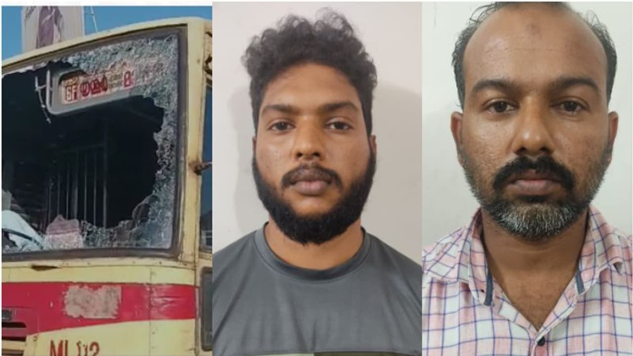 പോപ്പുലർ ഫ്രണ്ട് ഹർത്താല്: കെഎസ്ആര്ടിസി ബസിനും തപാല്വകുപ്പ് വാഹനത്തിനും കല്ലെറിഞ്ഞവര് പിടിയില് പോപ്പുലർ ഫ്രണ്ട് ഹർത്താല്: കെഎസ്ആര്ടിസി ബസിനും തപാല്വകുപ്പ് വാഹനത്തിനും കല്ലെറിഞ്ഞവര് പിടിയില്