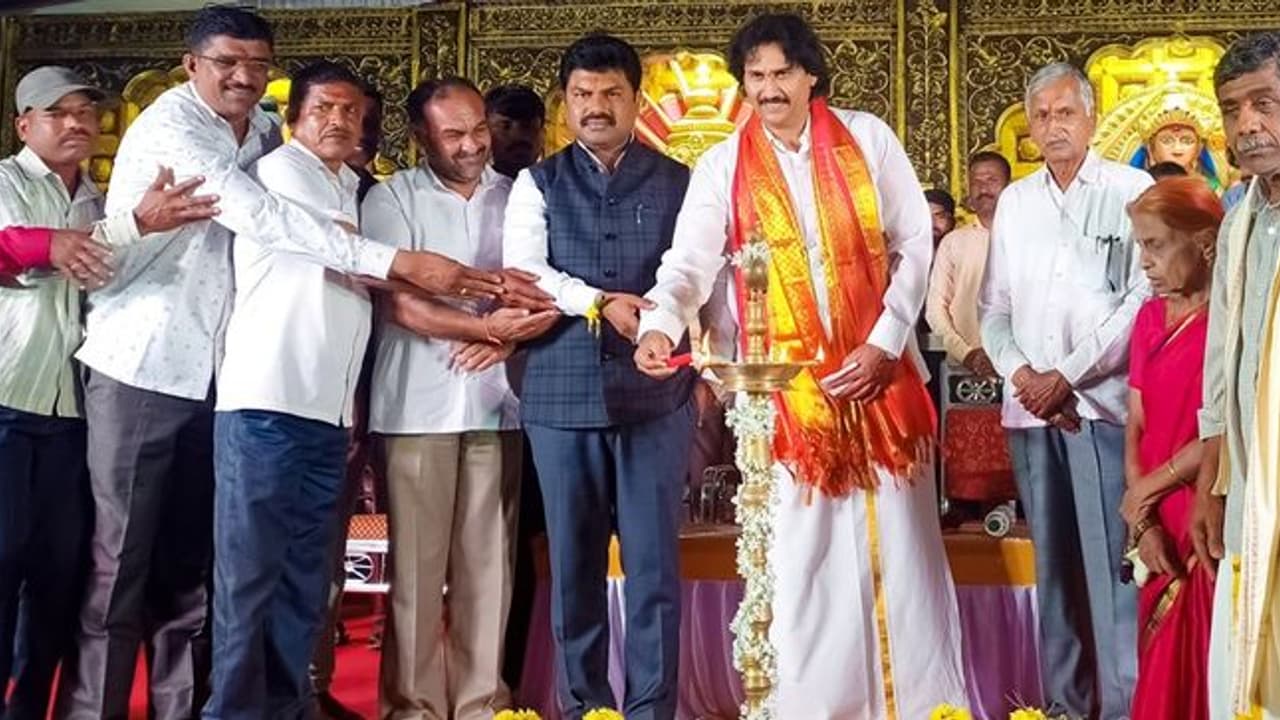 ಹಣಕ್ಕಿಂತ ಹೃದಯ ಶ್ರೀಮಂತಿಕೆ ಗಳಿಸುವುದು ಶ್ರೇಷ್ಠ: ಬಿ.ವೈ. ರಾಘವೇಂದ್ರ ಹಣಕ್ಕಿಂತ ಹೃದಯ ಶ್ರೀಮಂತಿಕೆ ಗಳಿಸುವುದು ಶ್ರೇಷ್ಠ: ಬಿ.ವೈ. ರಾಘವೇಂದ್ರ