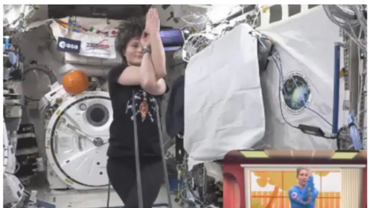  ബഹിരാകാശത്ത് യോ​ഗ ചെയ്ത് യുവതി; സത്യമാണ്, വീഡിയോ കാണാം