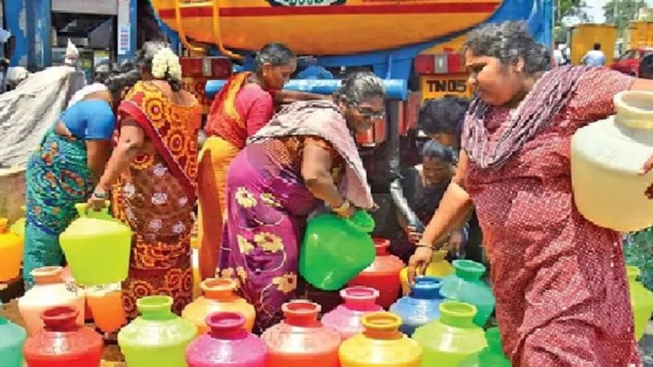 சென்னையில் இந்த தேதியன்று 8 பகுதிகளில் குடிநீர் விநியோகம் நிறுத்தம்... அறிவித்தது குடிநீர் வழங்கல் வாரியம்!! சென்னையில் இந்த தேதியன்று 8 பகுதிகளில் குடிநீர் விநியோகம் நிறுத்தம்... அறிவித்தது குடிநீர் வழங்கல் வாரியம்!!