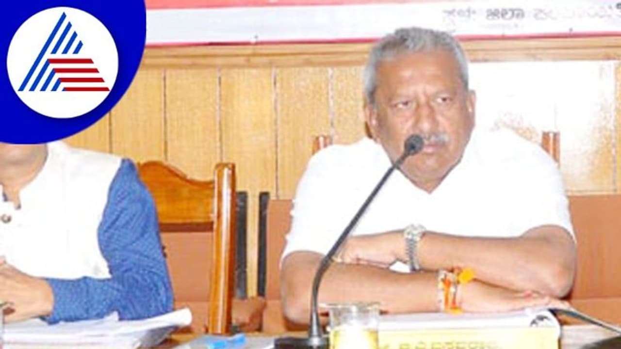 ಮಲೆನಾಡಿನ ಜನರಿಗೆ ಕಂಟಕ; ಅರಣ್ಯ ಹಕ್ಕು ಅಧಿಸೂಚನೆ ರದ್ದತಿಗೆ ಶಾಸಕರ ಆಗ್ರಹ ಮಲೆನಾಡಿನ ಜನರಿಗೆ ಕಂಟಕ; ಅರಣ್ಯ ಹಕ್ಕು ಅಧಿಸೂಚನೆ ರದ್ದತಿಗೆ ಶಾಸಕರ ಆಗ್ರಹ