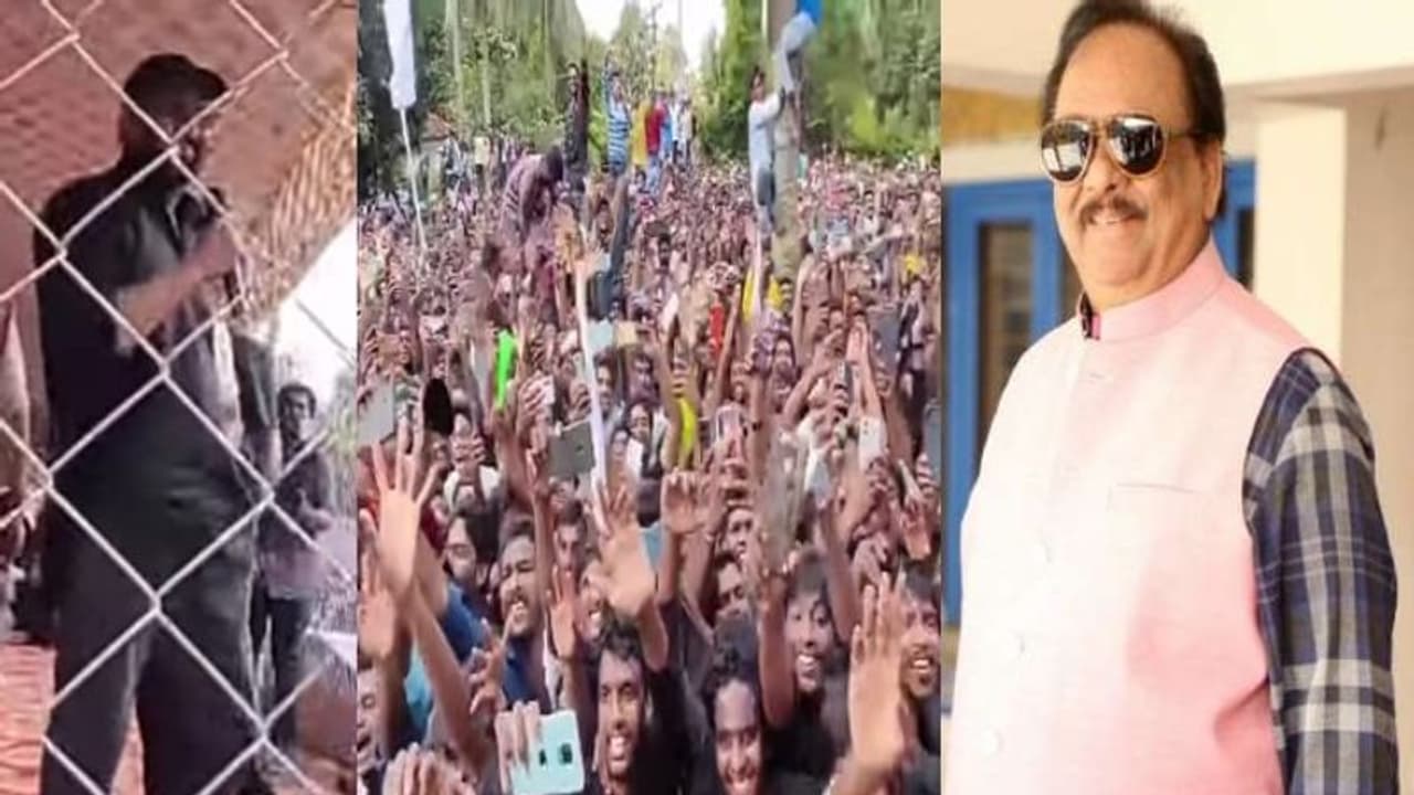 మొగల్తూరులో ప్రభాస్.. కృష్ణంరాజు సంస్మరణ సభకు భారీగా ఏర్పాట్లు.! మొగల్తూరులో ప్రభాస్.. కృష్ణంరాజు సంస్మరణ సభకు భారీగా ఏర్పాట్లు.!