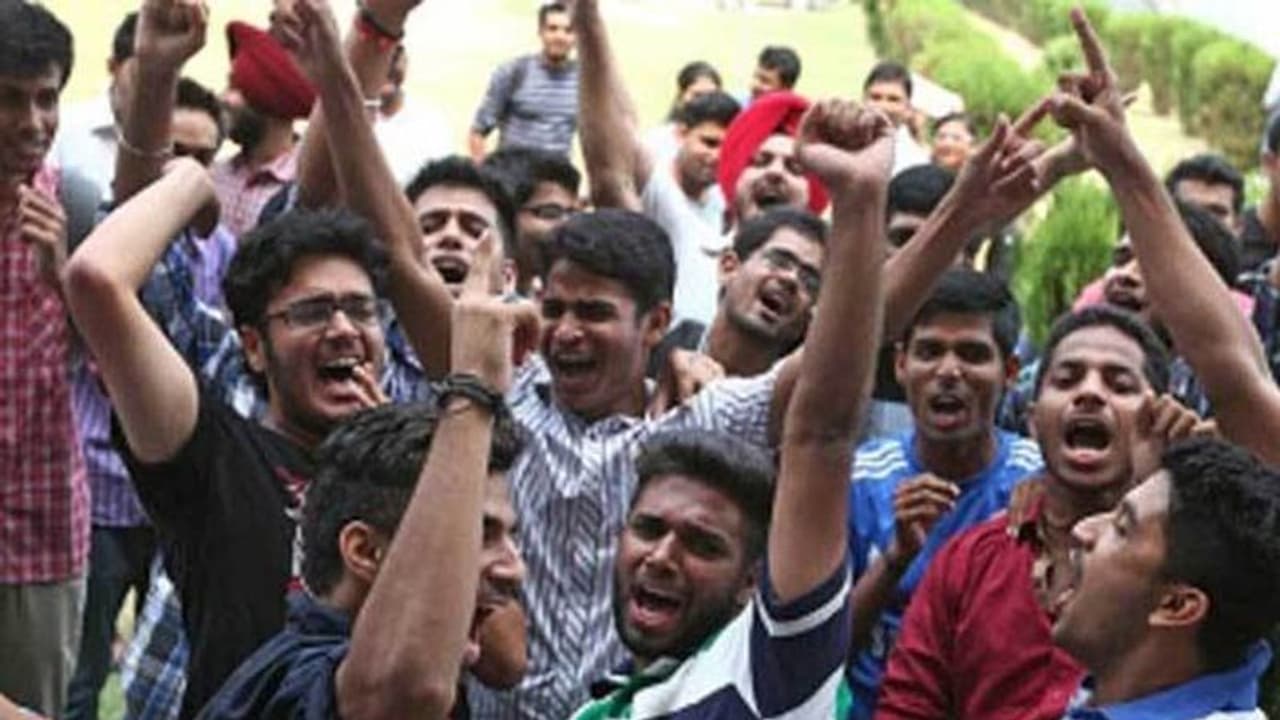 भारत के इस गांव में पैदा होना ही IIT में सेलेक्ट होने की गारंटी ! हर घर से निकलते हैं IITians