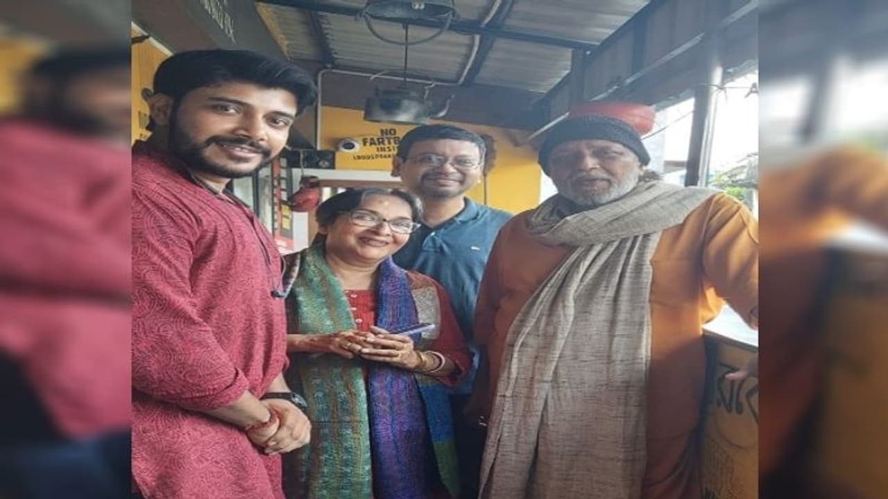 অরিন্দমের পরের ছবিতে মিঠুন মমতাশঙ্কর? ‘শিবপুর’ এর ডাবিংয়েই ইঙ্গিত! অরিন্দমের পরের ছবিতে মিঠুন মমতাশঙ্কর? ‘শিবপুর’ এর ডাবিংয়েই ইঙ্গিত!