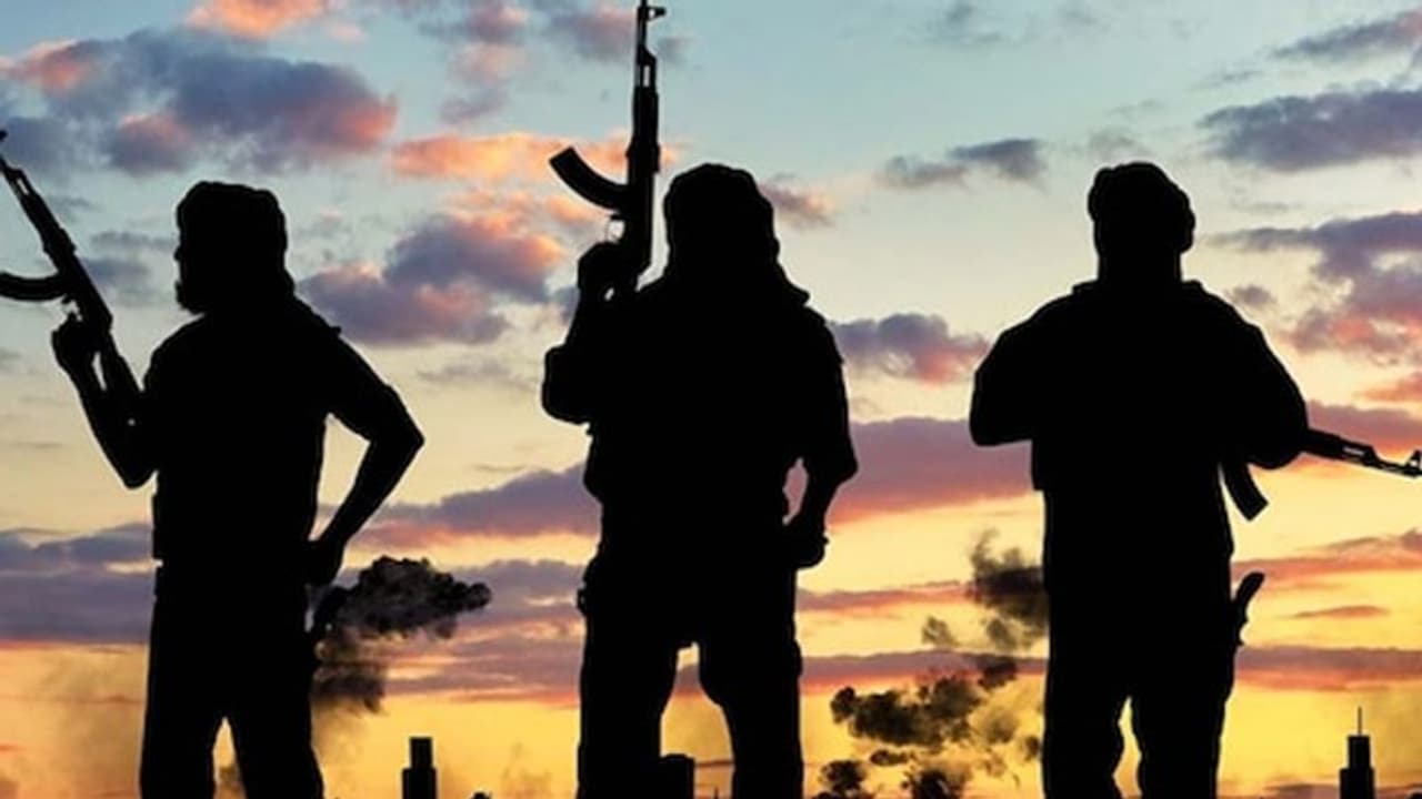 सीरिया के जिहादियों को हथियार सप्लाई करने वाले संगठन से जुड़े PFI के तार, तुर्की से भी कनेक्शन सीरिया के जिहादियों को हथियार सप्लाई करने वाले संगठन से जुड़े PFI के तार, तुर्की से भी कनेक्शन