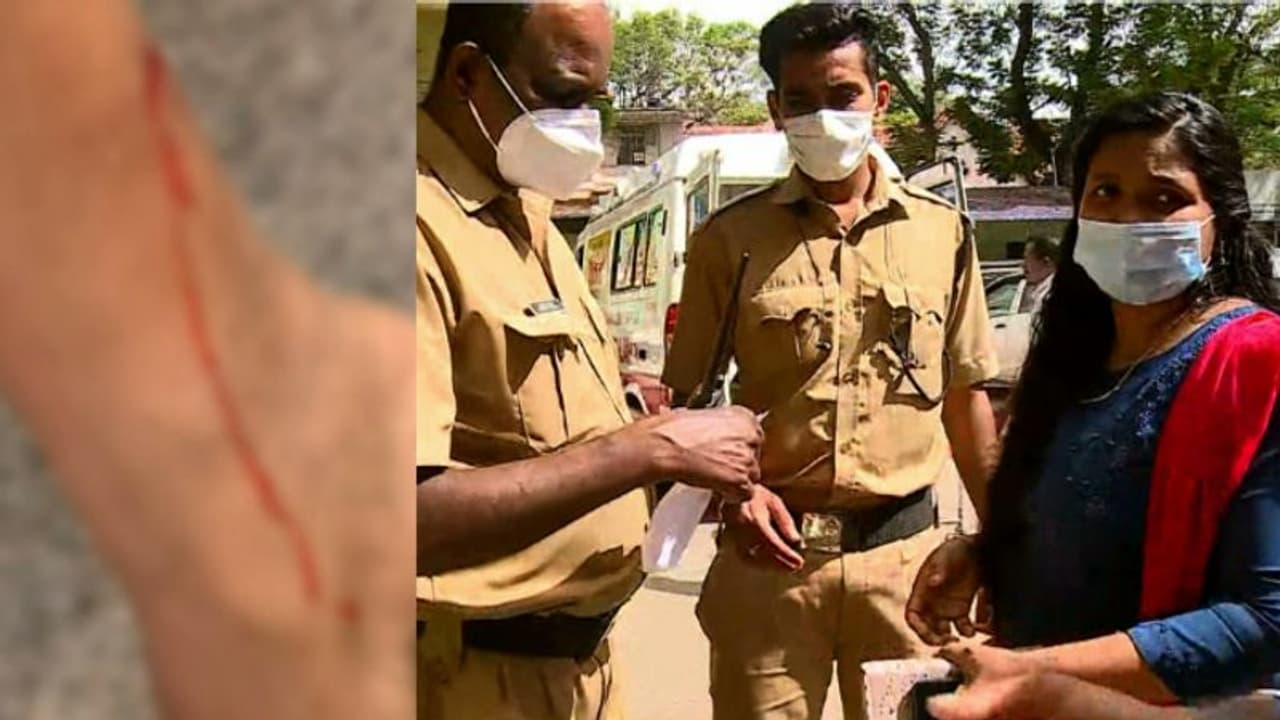 വിഴിഞ്ഞം ആശുപത്രിയിൽ രോഗിയെ പട്ടി കടിച്ച സംഭവം; ജീവനക്കാർക്കെതിരെ യുവതിയുടെ അച്ഛൻ വിഴിഞ്ഞം ആശുപത്രിയിൽ രോഗിയെ പട്ടി കടിച്ച സംഭവം; ജീവനക്കാർക്കെതിരെ യുവതിയുടെ അച്ഛൻ