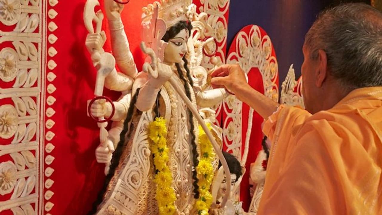Durga Puja 2022: Significance and rituals followed, Shashti to Dashami