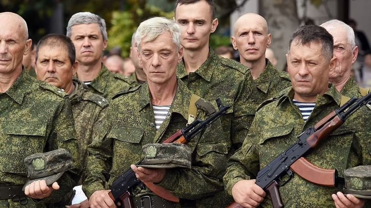 റഷ്യൻ ആക്രമണത്തിൽ ഇതുവരെ ജീവൻ പൊലിഞ്ഞത് 13000 സൈനികർക്ക്, വെളിപ്പെടുത്തലുമായി യുക്രൈൻ റഷ്യൻ ആക്രമണത്തിൽ ഇതുവരെ ജീവൻ പൊലിഞ്ഞത് 13000 സൈനികർക്ക്, വെളിപ്പെടുത്തലുമായി യുക്രൈൻ