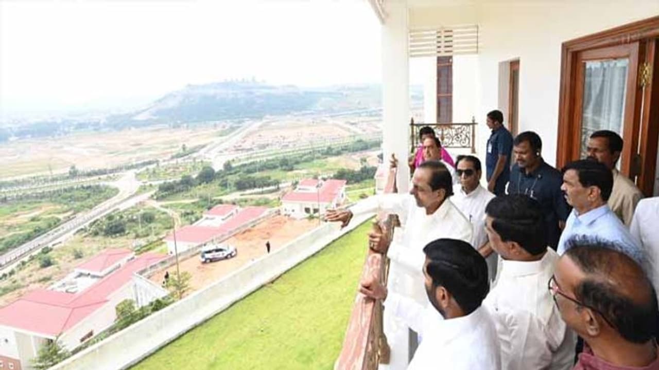 2,157 ఎకరాల భూమి, రూ.43 కోట్ల నిధులు... యాదాద్రిపై వరాల జల్లు కురిపించిన కేసీఆర్ 2,157 ఎకరాల భూమి, రూ.43 కోట్ల నిధులు... యాదాద్రిపై వరాల జల్లు కురిపించిన కేసీఆర్