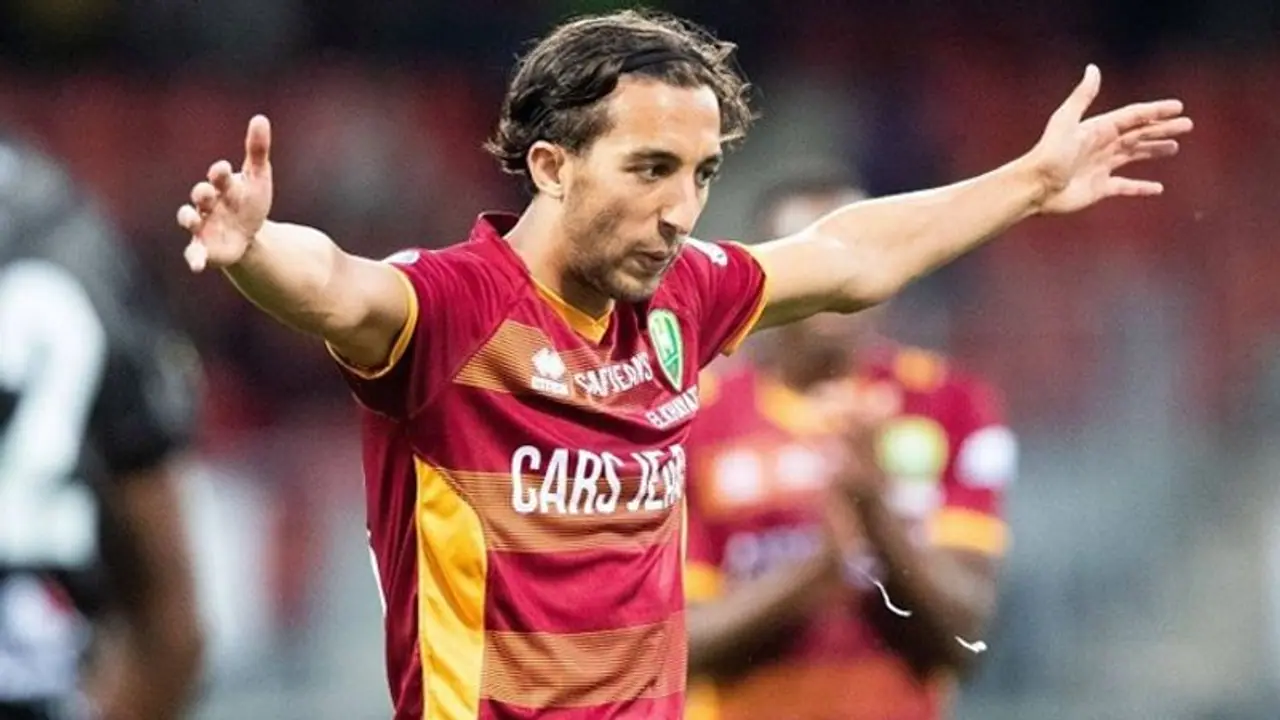 ISL 2022 23: Who is Nasser El Khayati, the veteran Dutch midfielder signed by Chennaiyin FC? ISL 2022 23: Who is Nasser El Khayati, the veteran Dutch midfielder signed by Chennaiyin FC?