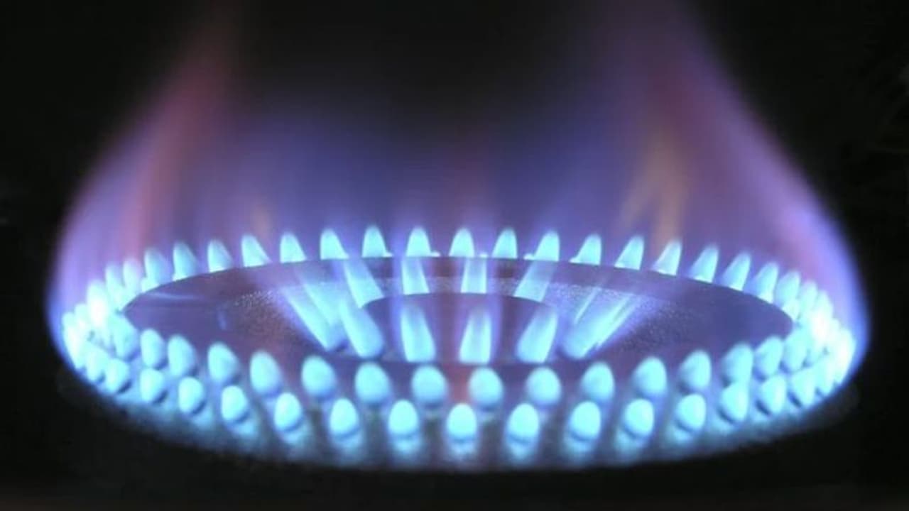 CNG, piped cooking gas rates likely to go up as natural gas prices are hiked by 40 per cent CNG, piped cooking gas rates likely to go up as natural gas prices are hiked by 40 per cent